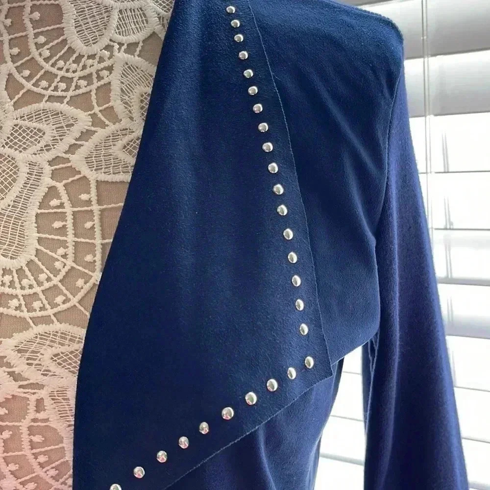 2/15 NWTs Navy blue jacket - Picture 3 of 9